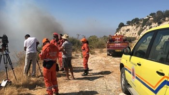 Μεγάλη πυρκαγιά στην Κύπρο – Στα 20 χιλιόμετρα το μέτωπο της φωτιάς – ΦΩΤΟ