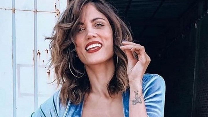 Συνατσάκη: Φωτογραφίζεται δείχνοντας τις ατέλειές της και στέλνει μήνυμα σε όλες τις γυναίκες – ΦΩΤΟ