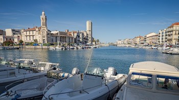 Κορονοϊός – Γαλλία: Ζημίες τουλάχιστον 30 ως 40 δισεκ. ευρώ για τον τουρισμό εξαιτίας της πανδημίας