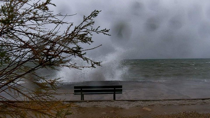 ΕΚΤΑΚΤΟ – Πληροφορίες για εγκλωβισμένους σε κάμπινγκ στην Εύβοια – ΤΩΡΑ