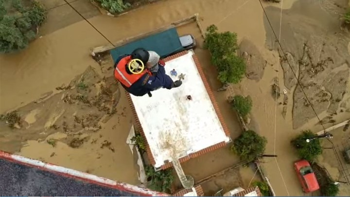 Στη μάχη της Εύβοιας με ελικόπτερα οι Ένοπλες Δυνάμεις – ΒΙΝΤΕΟ