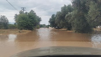 Κακοκαιρία Θάλεια: “Πνίγηκε” η Εύβοια – 300 χιλιοστά βροχής σε οκτώ ώρες στη Στενή