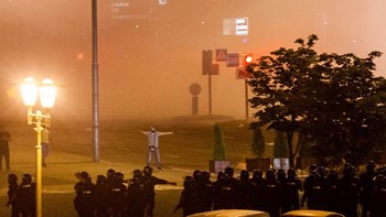 Προεδρικές εκλογές στη Λευκορωσία: Εκτεταμένα επεισόδια στο Μινσκ – ΒΙΝΤΕΟ