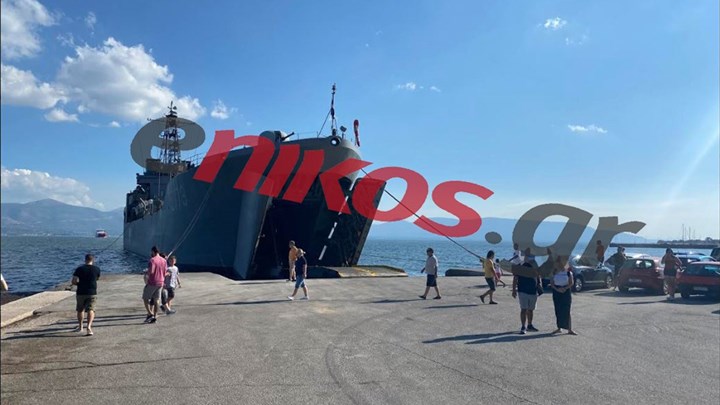 Οχηματαγωγό του Πολεμικού Ναυτικού στη γραμμή Ωρωπός – Ερέτρια – ΦΩΤΟ αναγνώστη