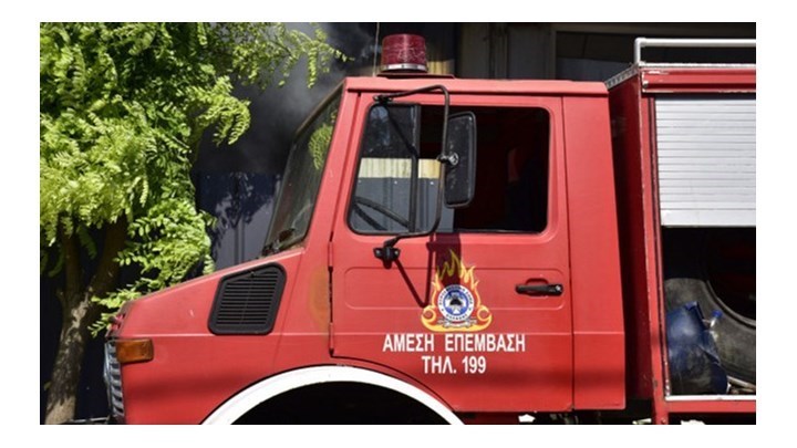 Θεσσαλονίκη: Κινδύνευσαν τέσσερα άτομα από φωτιά σε κατάστημα – Ανάμεσά τους και ένα παιδί