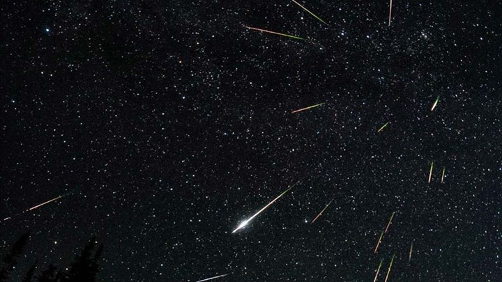 Περσείδες: Απόψε κοιτάξτε τον ουρανό – Η πιο εντυπωσιακή “βροχή” αστεριών