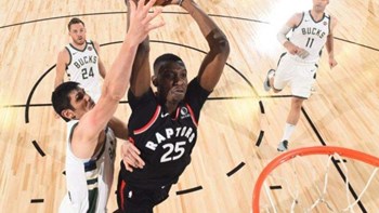 «Καθάρισαν» τους Μπακς απόντος… Γιάννη οι Ράπτορς – Τα αποτελέσματα στο NBA