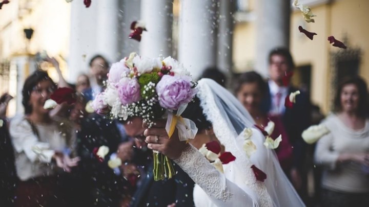 Κορονοϊός-Κρήτη: Οργάνωναν γάμο με 1.500 άτομα εν μέσω πανδημίας