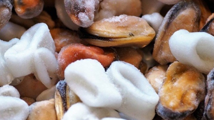 Νέος συναγερμός: Ίχνη κορονοϊού σε συσκευασίες κατεψυγμένων θαλασσινών στην Κίνα