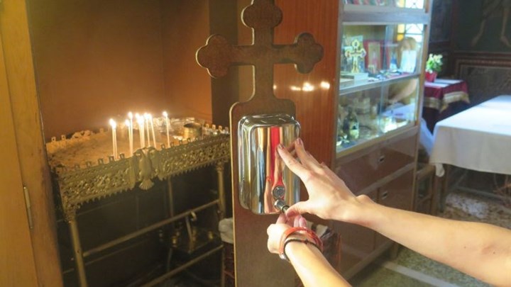 Καβάλα: Νέα καταγγελία για… bullying ιερέα σε πιστή επειδή φορούσε μάσκα