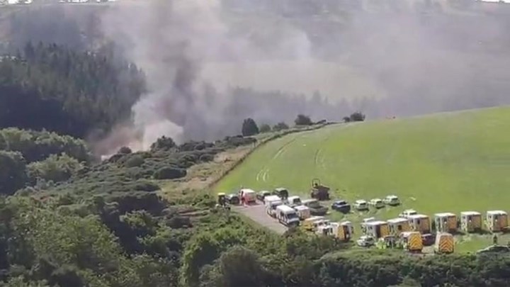 Εκτροχιάστηκε τρένο στη Σκωτία – Πληροφορίες για πολλούς τραυματίες και έναν νεκρό – ΒΙΝΤΕΟ
