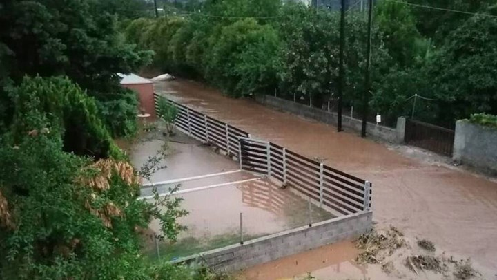 Εύβοια: Πλιάτσικο στις περιοχές που επλήγησαν από τη θεομηνία