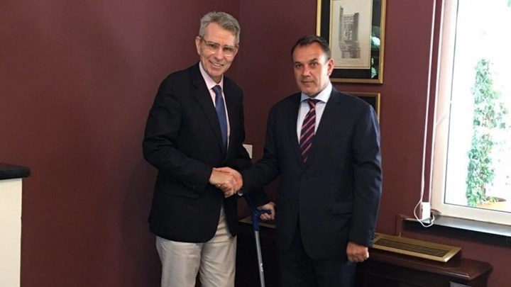 Στο υπουργείο Εθνικής Άμυνας ο Αμερικανός Πρέσβης