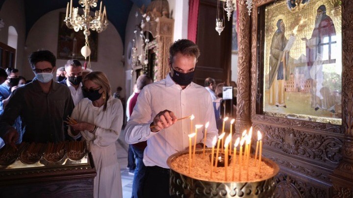 Μητσοτάκης: Ο φετινός Δεκαπενταύγουστος μας βρίσκει ενωμένους όσο ποτέ