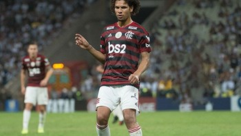 Ολυμπιακός: «Πακέτο» Ραφίνια και Αράο από τη Φλαμένγκο