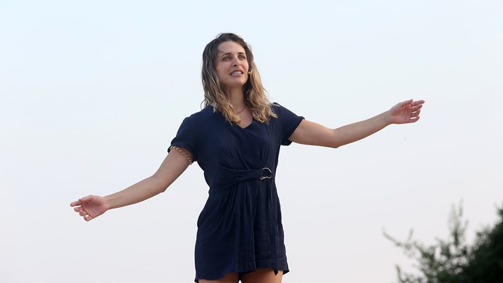 Αποκλειστικές φωτογραφίες από την «Ελένη» που σκηνοθετεί η Ανδρεάδη με την Τρουφάκου