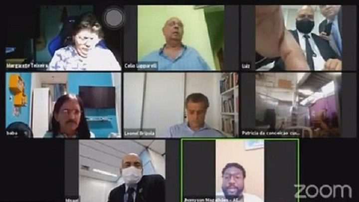 Βραζιλία: Ζευγάρι κάνει σεξ σε απευθείας μετάδοση την ώρα τηλεδιάσκεψης δημοτικού συμβουλίου στο Zoom