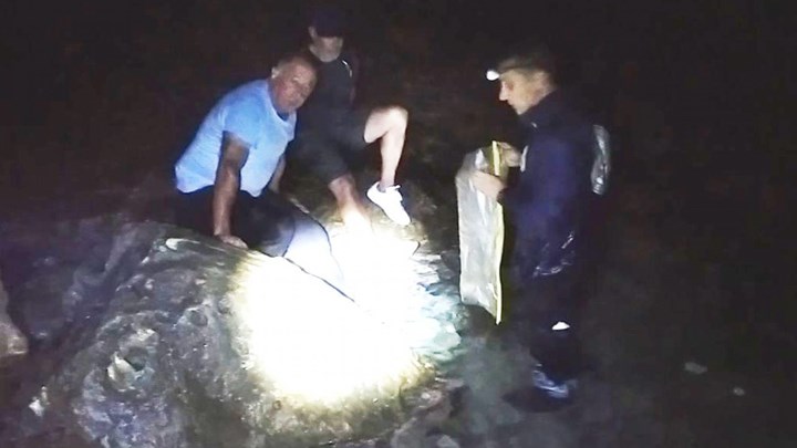 Περιπέτεια για άνδρα που έκανε πεζοπορία στο Πήλιο – Εγκλωβίστηκε σε βράχια – ΦΩΤΟ