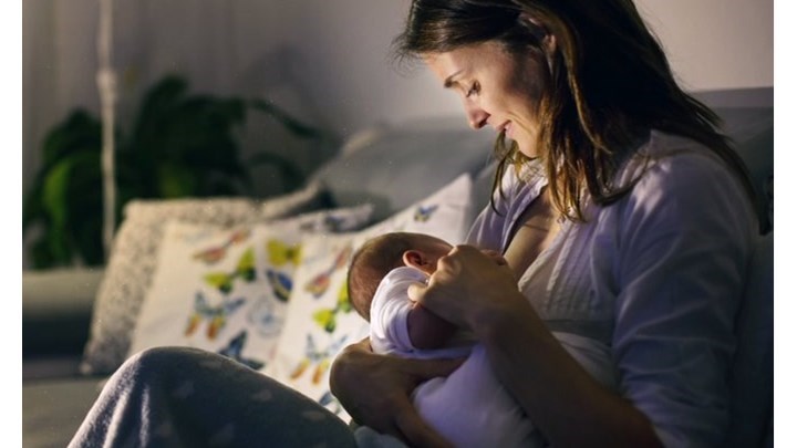 Κορονοϊός και θηλασμός: Μεταδίδεται με το μητρικό γάλα; – Τα τελευταία δεδομένα