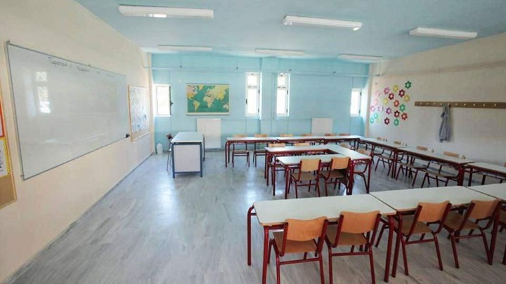 Άνοιγμα σχολείων: Τη Δευτέρα οι ανακοινώσεις από την υπουργό Παιδείας
