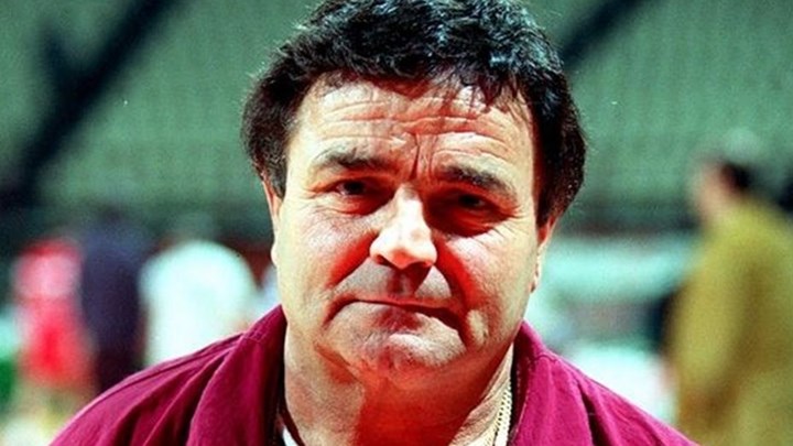 Ολυμπιακός: Πέθανε ο θρυλικός φροντιστής της ομάδας Ανδρέας Βουρλιώτης