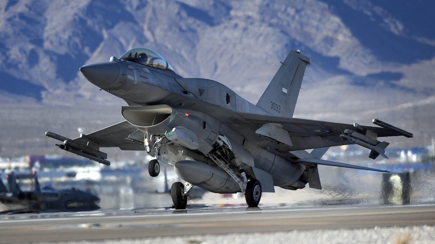 Τα Ηνωμένα Αραβικά Εμιράτα στέλνουν τέσσερα F-16 στη Σούδα – Με πρωτοβουλία Φλώρου