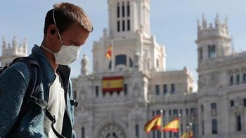 Κορονοϊός: Έξαρση κρουσμάτων στην Ισπανία