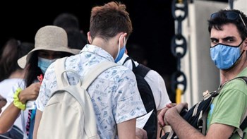 Κορονοϊός: Ξεπέρασαν τους 400 οι δειγματοληπτικοί έλεγχοι που διενεργούνται στο λιμάνι του Πειραιά