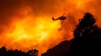 Καλιφόρνια: Μαίνονται οι πυρκαγιές – Οι μετεωρολόγοι προειδοποιούν για επιδείνωση συνθηκών