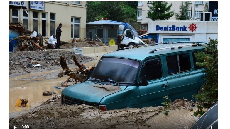 Τουρκία: Πέντε νεκροί και 12 αγνοούμενοι από πλημμύρες – ΦΩΤΟ