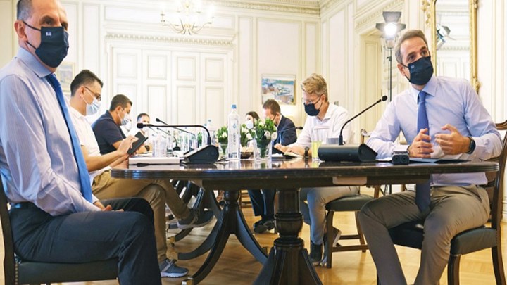 Κορονοϊός: Όλη η αλήθεια για το εμβόλιο – Οι τέσσερις λύσεις που εξετάζει η Ευρωπαϊκή Ενωση