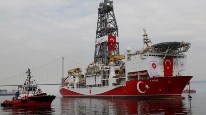 Yeni Safak: Η Τουρκία σχεδιάζει βάση για τα γεωτρύπανά της στα Κατεχόμενα