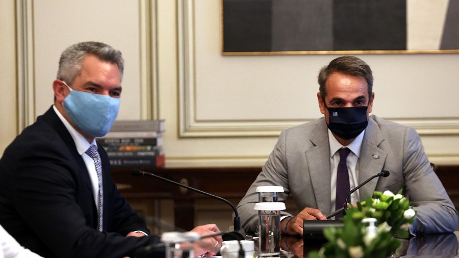 Μεταναστευτικό και Ανατολική Μεσόγειος στο επίκεντρο της συνάντησης Μητσοτάκη – Νεχάμερ