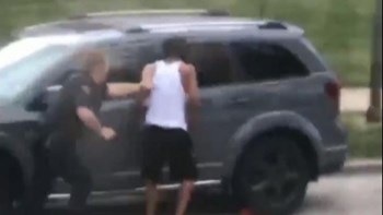 Ουισκόνσιν: Παράλυτος ο Αφροαμερικανός που πυροβολήθηκε πισώπλατα από αστυνομικό