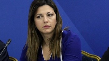 Ζαχαράκη στον Realfm 97.8: Όλα τα παιδιά στην τάξη με μάσκα – Θα ισχύουν κοινοί κανόνες για όλους