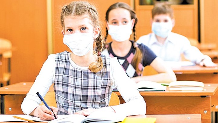 Κορονοϊός: Ανοίγουν τα σχολεία στην Ευρώπη – Μάσκες, αποστάσεις και λιγότερες ώρες μαθημάτων