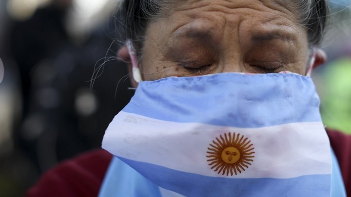 Κορονοϊός: Δύσκολη η κατάσταση στην Αργεντινή με τα νέα κρούσματα να ξεπερνούν τα 10.500