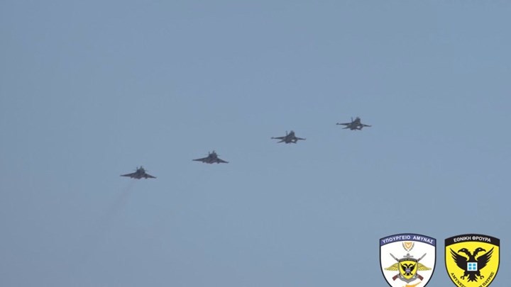 Στην Κύπρο για πρώτη φορά 8 ελληνικά F-16 – Εκνευρισμός στους Τούρκους, αερομαχίες στο Καστελλόριζο