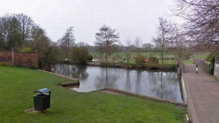 Φρίκη στη Βρετανία: Εντοπίστηκαν ανθρώπινα οστά σε σακούλες πεταμένες σε ποτάμι