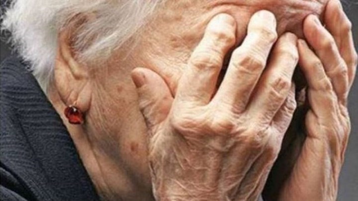 Σέρρες: Προσποιήθηκε την υπάλληλο του ΔΕΔΔΗΕ και εξαπάτησε ηλικιωμένη