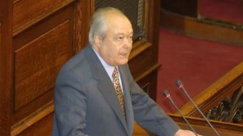 Πέθανε ο Νίκος Γκελεστάθης