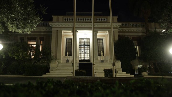 Η απάντηση της Αθήνας στις προκλητικές δηλώσεις Ερντογάν: Τα πολλά λόγια είναι φτώχεια