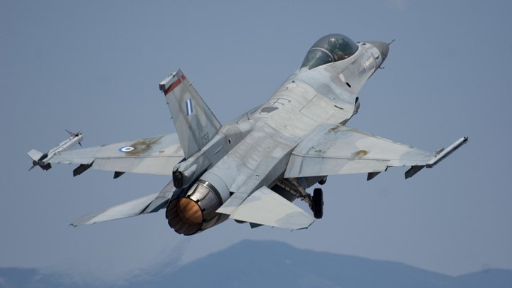 Ο πιο επικίνδυνος μήνας όλων των εποχών στο Αιγαίο με οπλισμένα τουρκικά F-16
