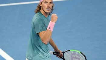 Με το… δεξί στο US Open ο Τσιτσιπάς