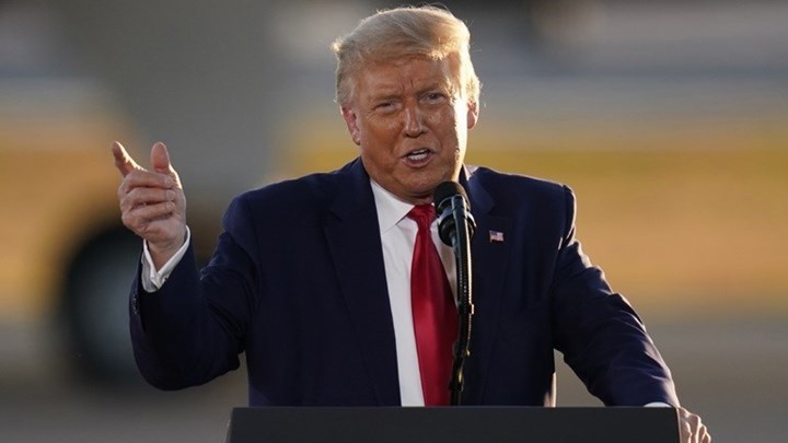 Ντόναλντ Τραμπ: Ο γιατρός του δηλώνει ότι δεν υπέστη εγκεφαλικό και παραμένει υγιής