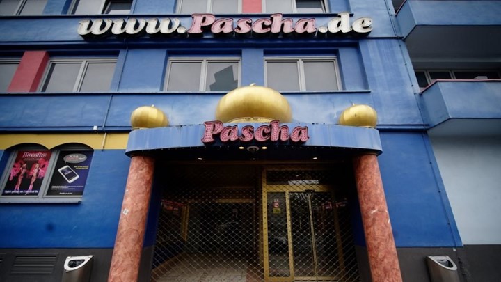 Κορονοϊός: “Λουκέτο” σε έναν από τους μεγαλύτερους οίκους ανοχής στην Ευρώπη