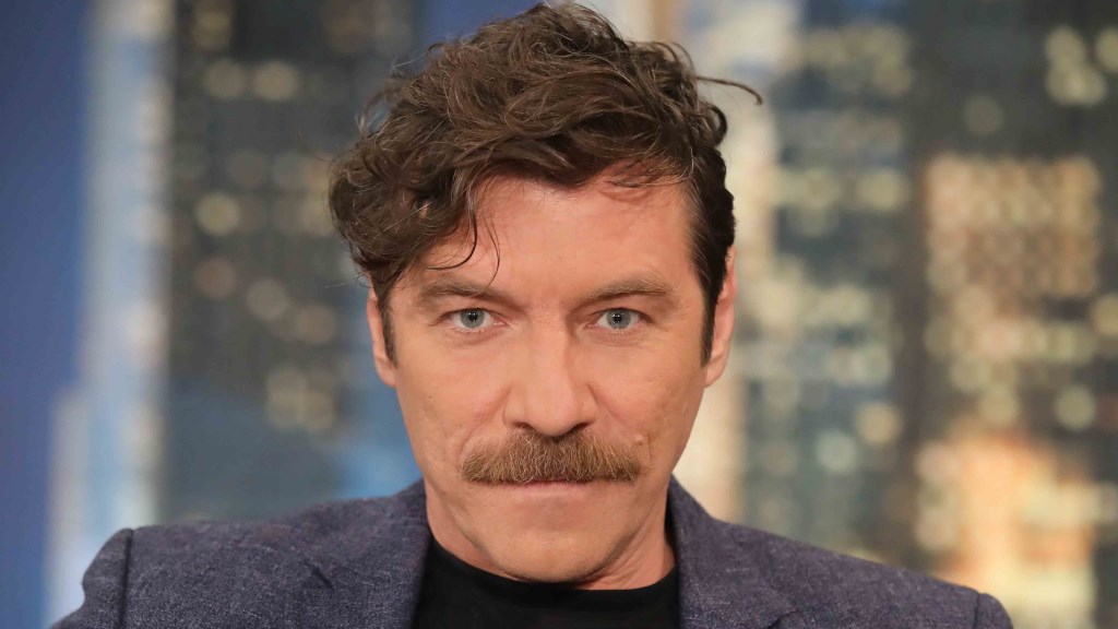 Στάνκογλου: Έχω προβληματιστεί πολύ – Τα θέατρα δεν πρέπει να κλείσουν