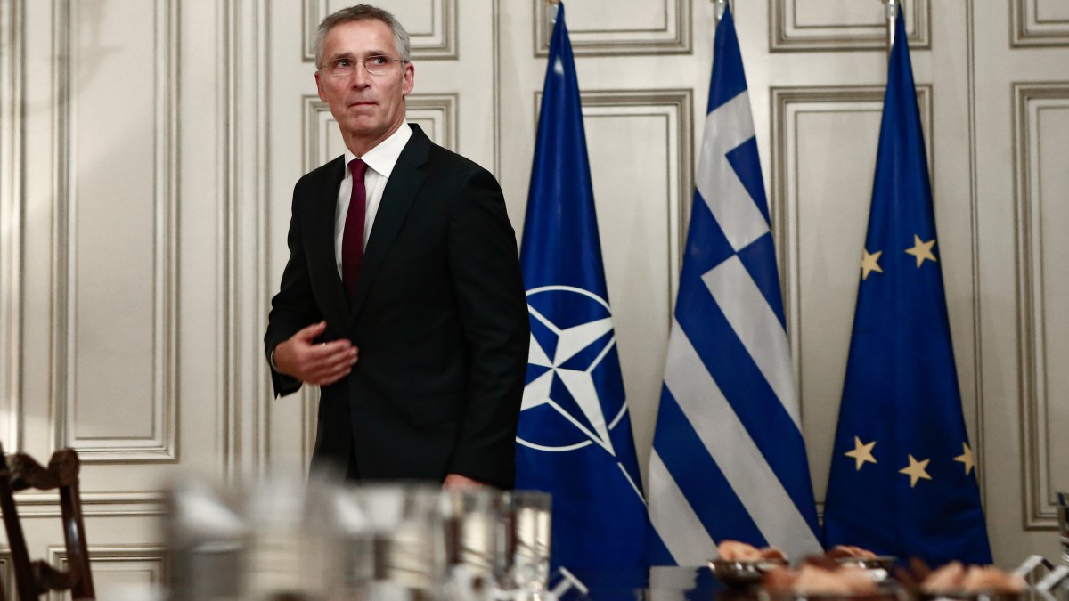 Ο διάλογος “φωτιά” του Νίκου Παναγιωτόπουλου με τον Γ.Γ. του ΝΑΤΟ στο Βερολίνο