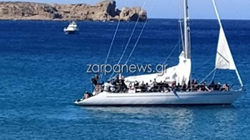 Κρήτη: Σκάφος με μετανάστες νότια των Χανίων – Συναγερμός στο Λιμενικό – ΦΩΤΟ