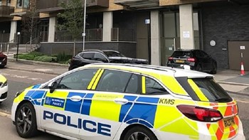 Λονδίνο: Φριχτός θάνατος για 13χρονο – Έπεσε από τον 8ο όροφο πολυκατοικίας